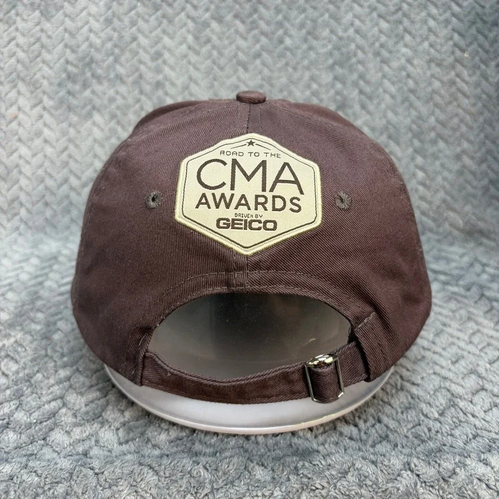 GEICO brown cotton
